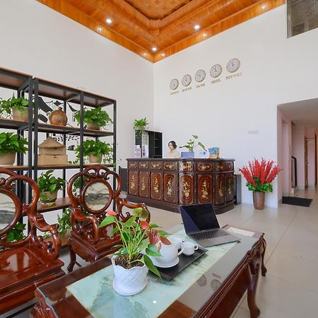 Luxy Park Hotel - Phu Quoc Centre Экстерьер фото