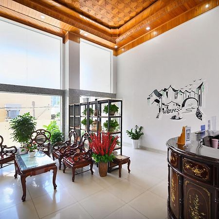 Luxy Park Hotel - Phu Quoc Centre Экстерьер фото