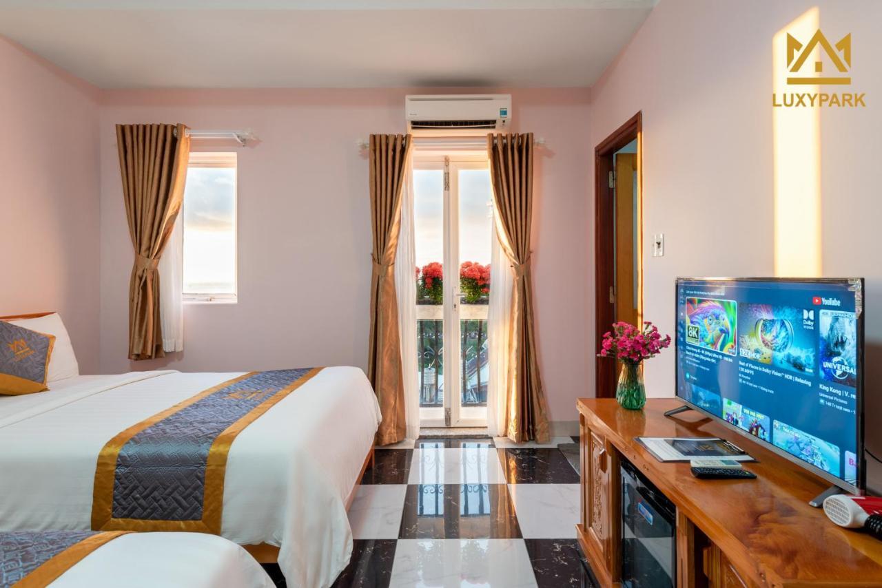 Luxy Park Hotel - Phu Quoc Centre Экстерьер фото