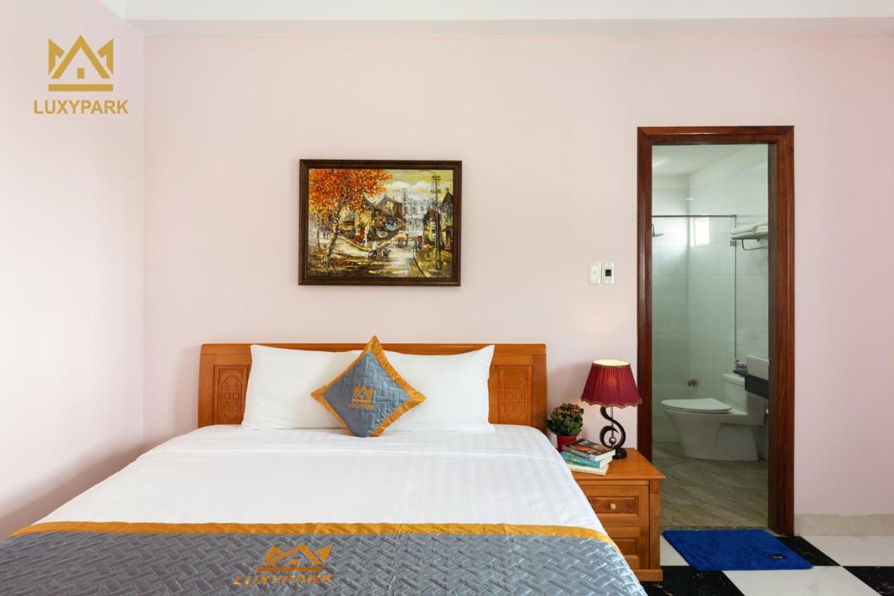 Luxy Park Hotel - Phu Quoc Centre Экстерьер фото