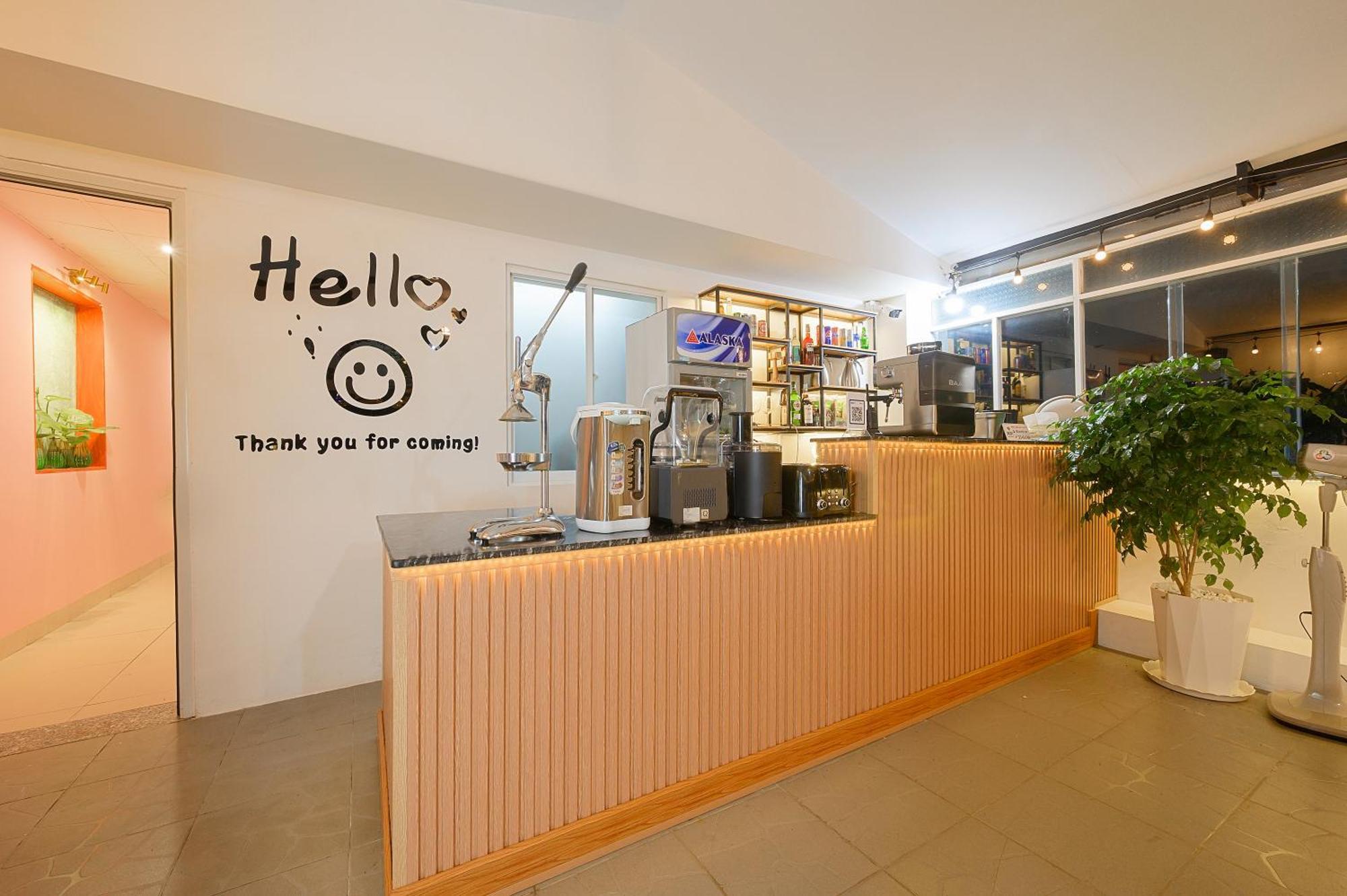 Luxy Park Hotel - Phu Quoc Centre Экстерьер фото