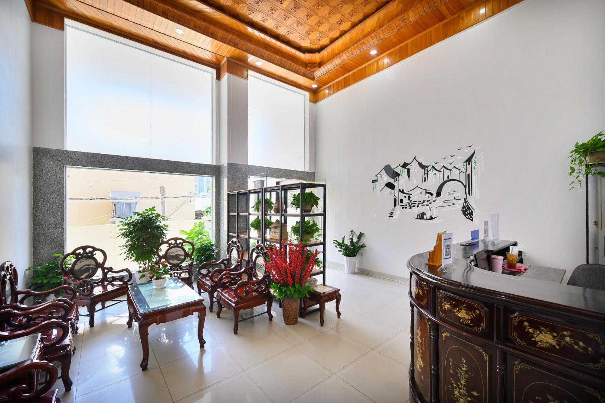 Luxy Park Hotel - Phu Quoc Centre Экстерьер фото